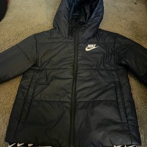 Nike men’s small puffer
